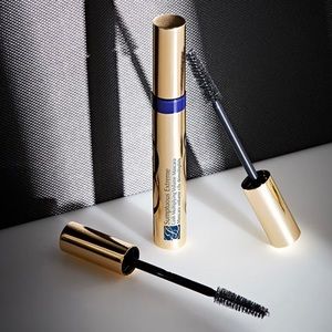 Estée Lauder Sumptuous Extreme Lash Multiplying Volume Mascara